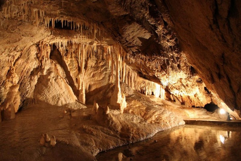 Пещера Седекии в Иерусалиме