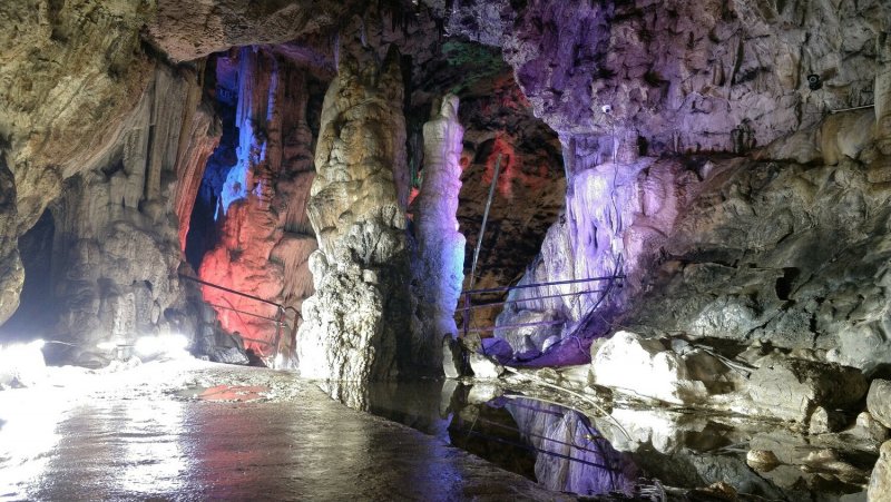 Большая Азишская пещера, Лаго-Наки