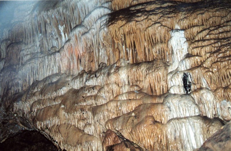 Большая лабиринтовая пещера Мурадымовское ущелье