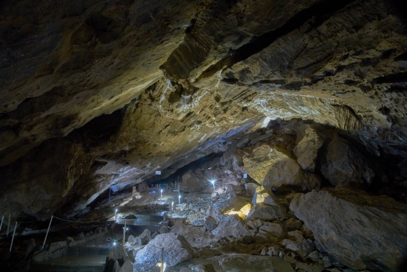 Пещера Джейта Гротто