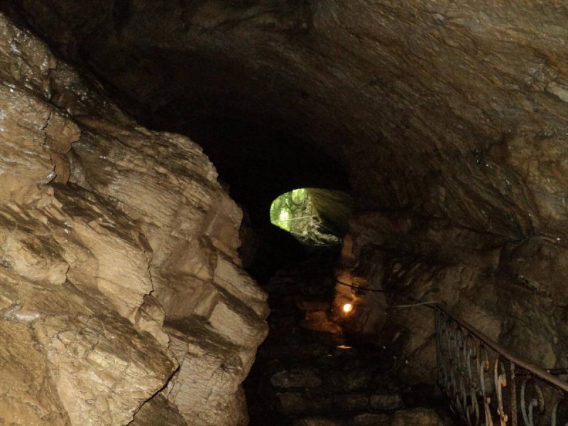 Воронцовские пещеры в Сочи экскурсия