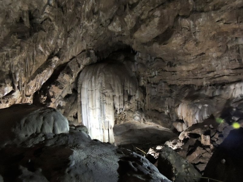 Пицунда пещеры