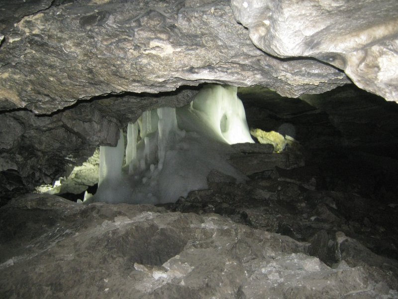Кунгурская Ледяная пещера дракон