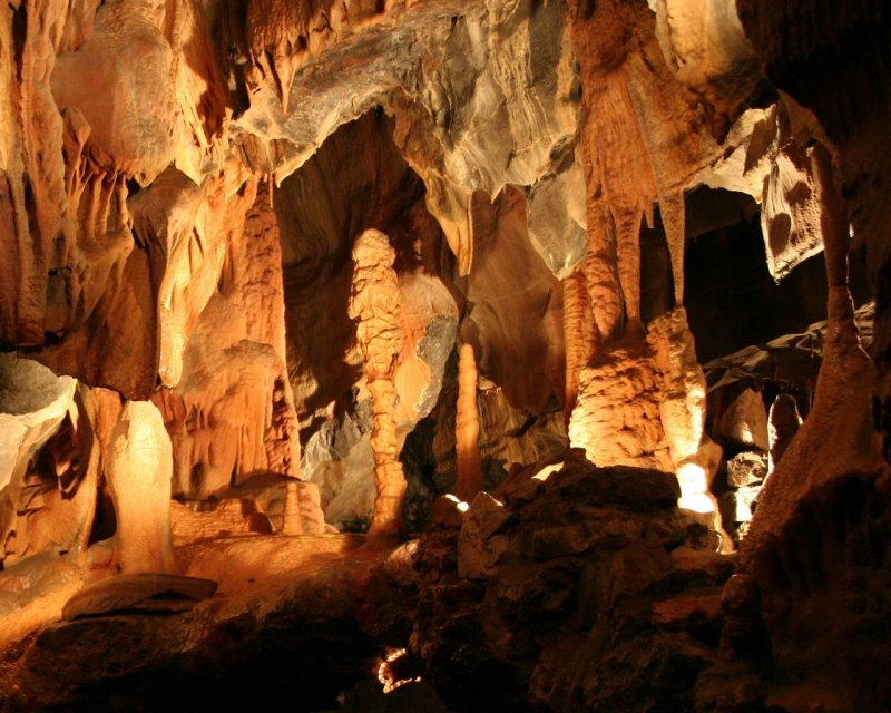 Борхомские пещеры