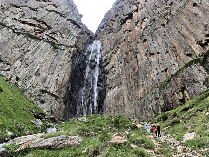 Абай-Су водопад Чегем