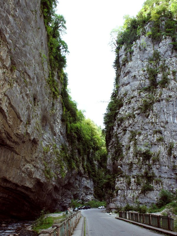 Бзыбское ущелье Абхазия мост