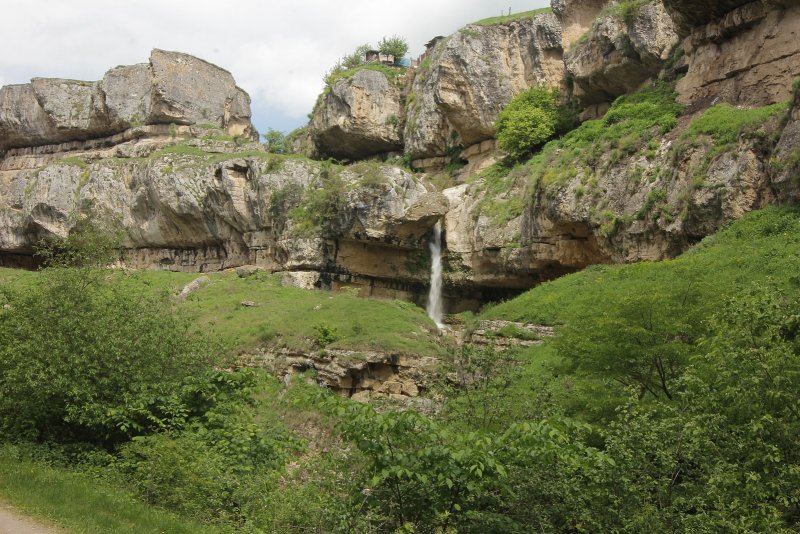 Тызыльское ущелье водопад
