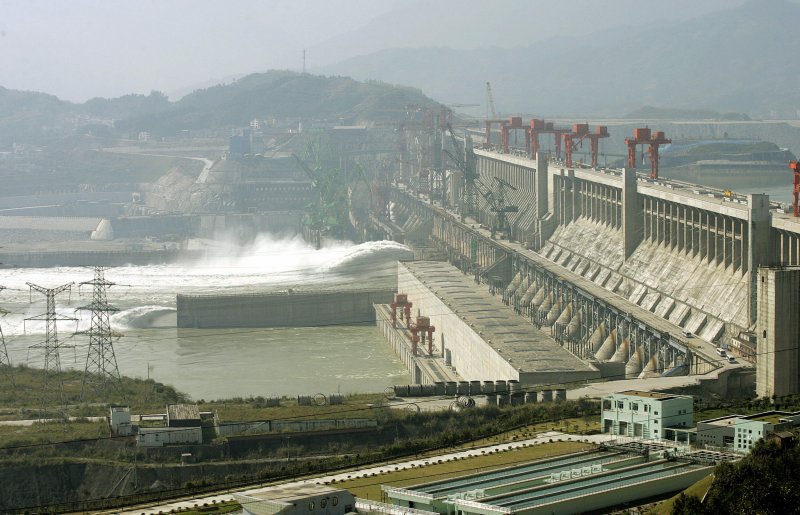 ГЭС "три ущелья" на реке Янцзы