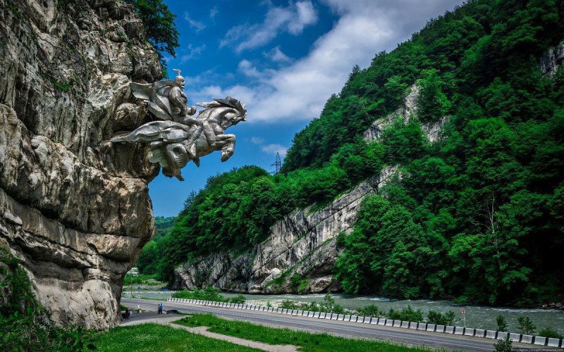 Владикавказ памятник Уастырджи Северная Осетия Алания