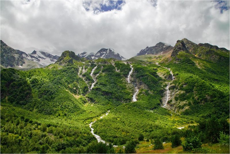 Северная Осетия Дигория , водопад три сестры