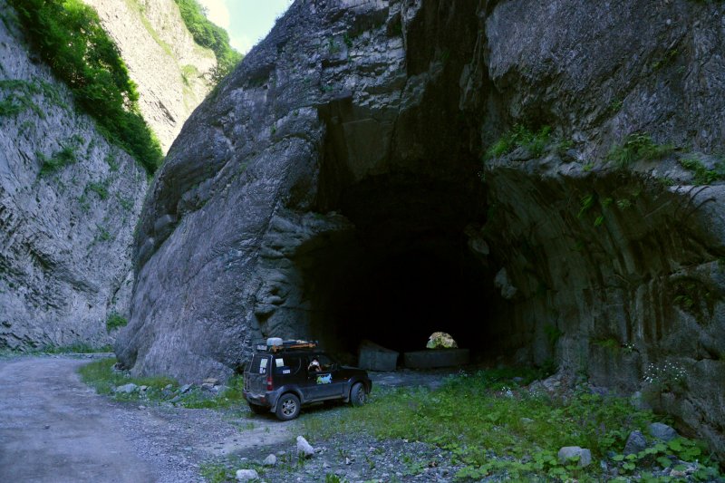 Кармадонское ущелье тоннель