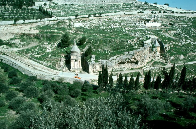 Долина Кедрон в Иерусалиме