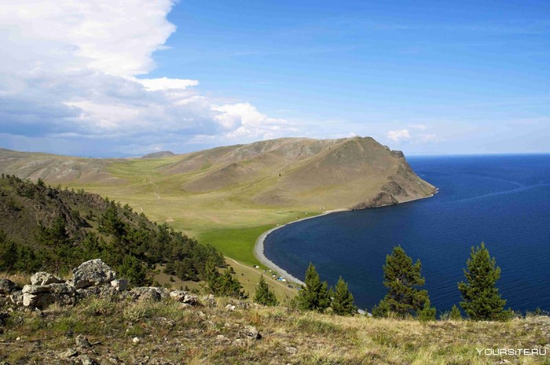 Баргузинский залив на Байкале