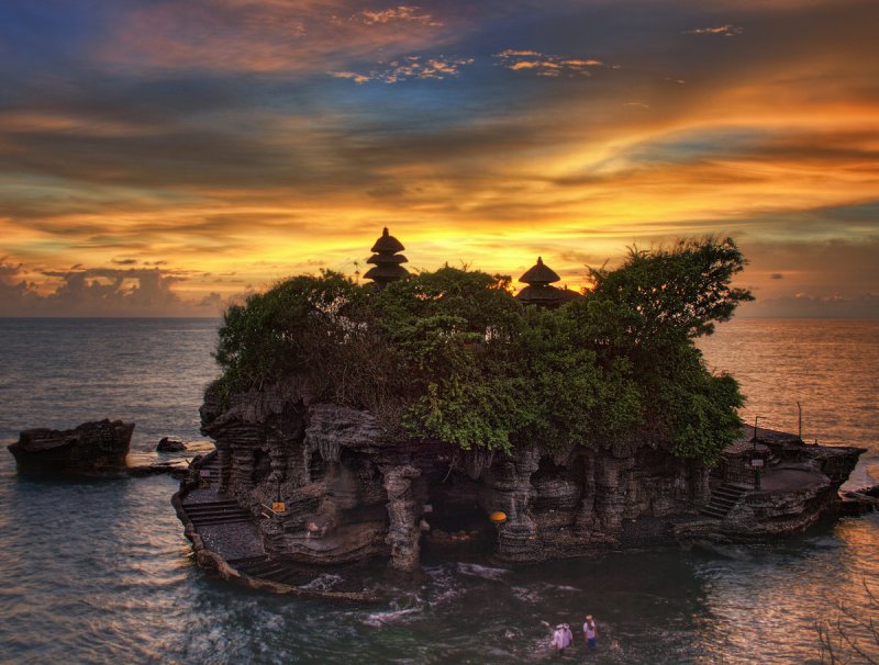 Храм Танах лот Бали
