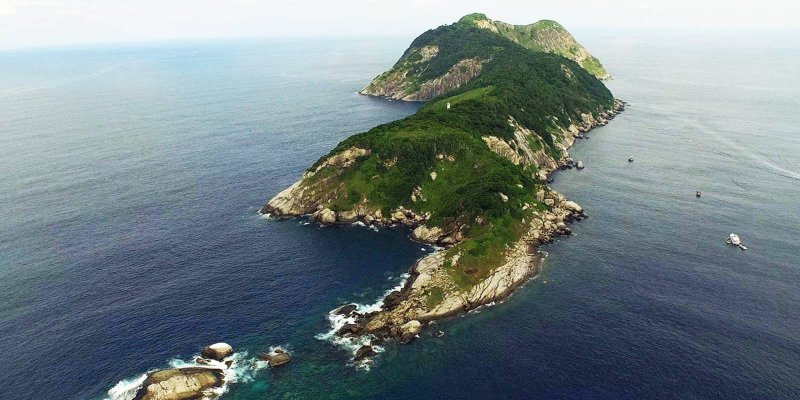 Змеиный остров Крым