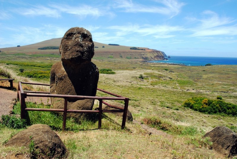 Остров Пасхи статуи