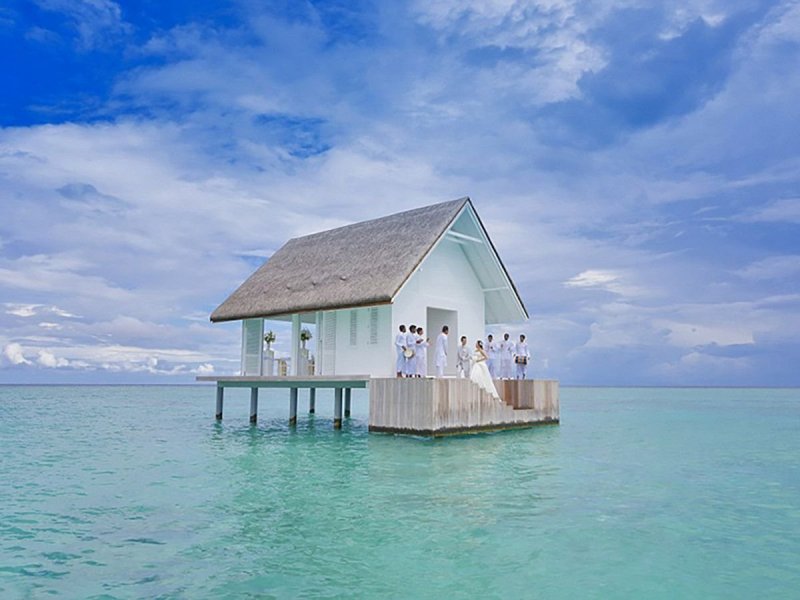 Домики в океане на Мальдивах