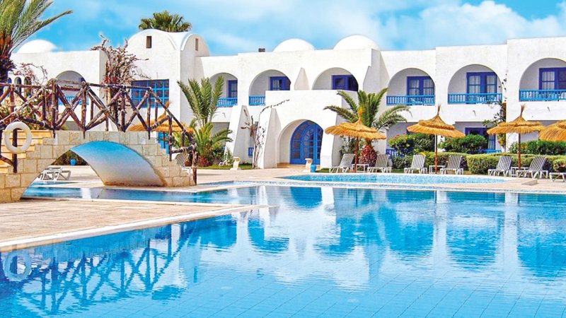 Отель Браво Тунис