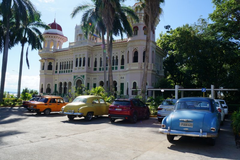 Автопарк на Кубе