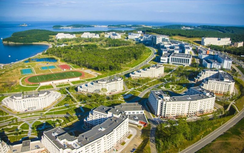Владивосток остров русский университет