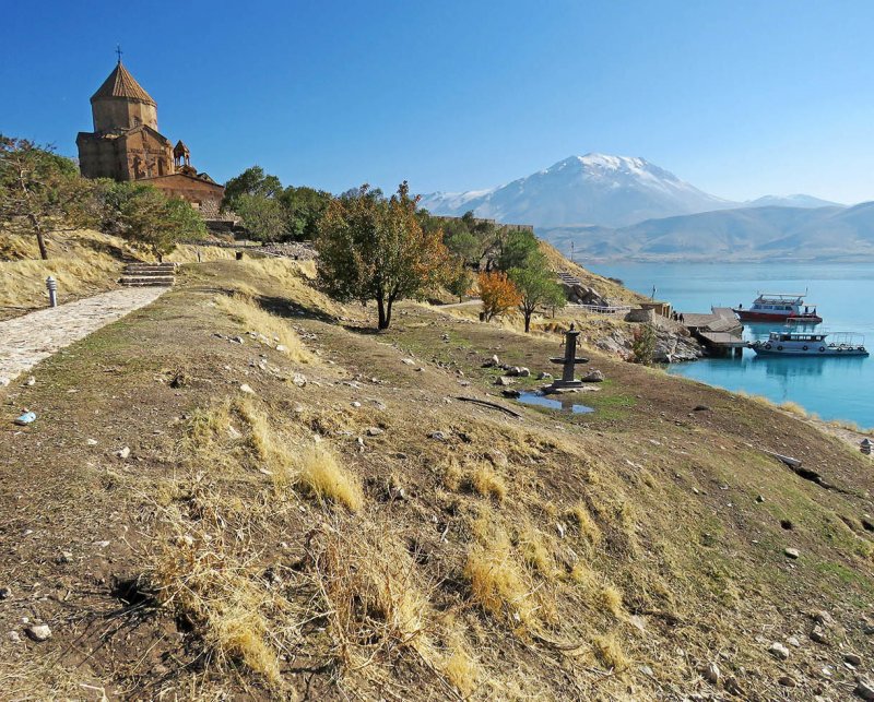 Ванское озеро армянская Церковь