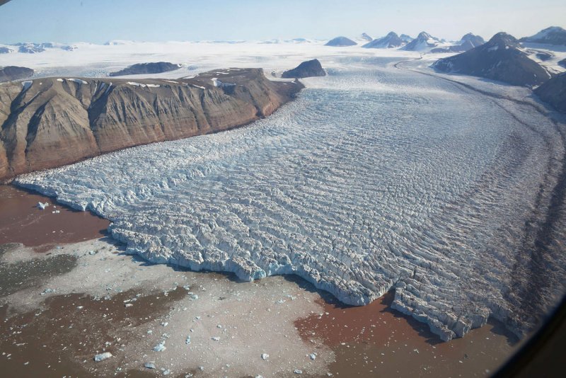 Архипелаг Шпицберген ледник