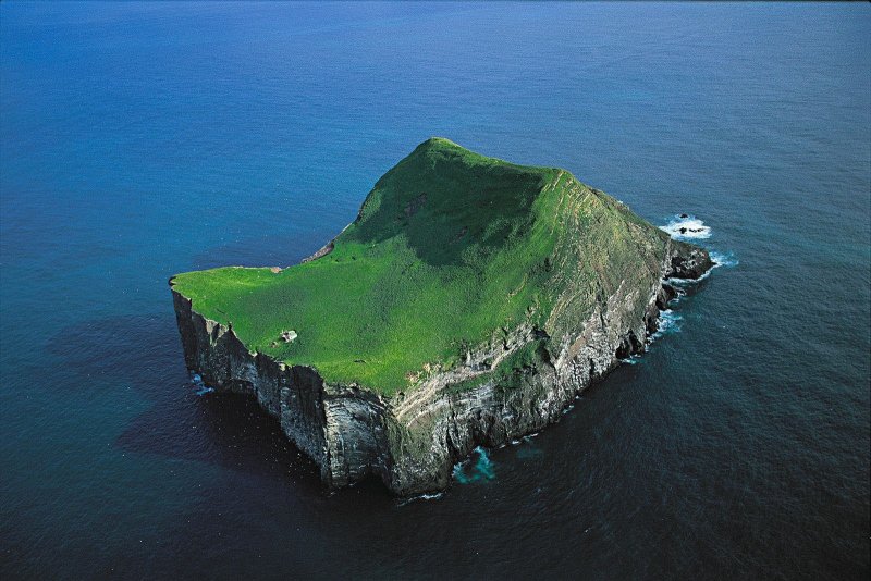 Дом на острове Эллидаэй Исландия
