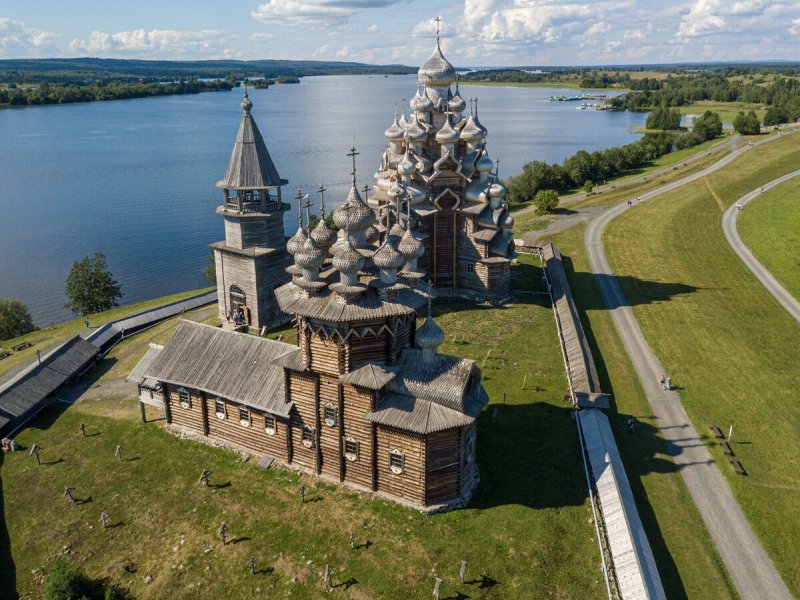 Музей-заповедник «Кижи» в Карелии, Россия.