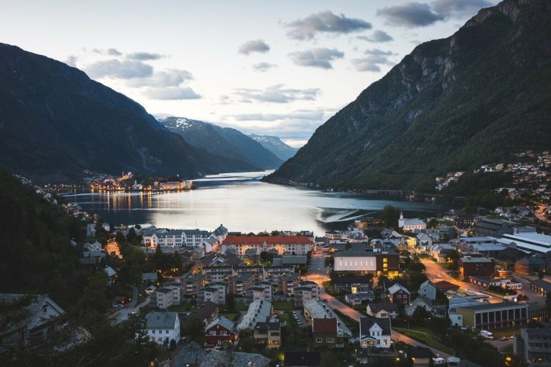 Фиорды красота Норвегии