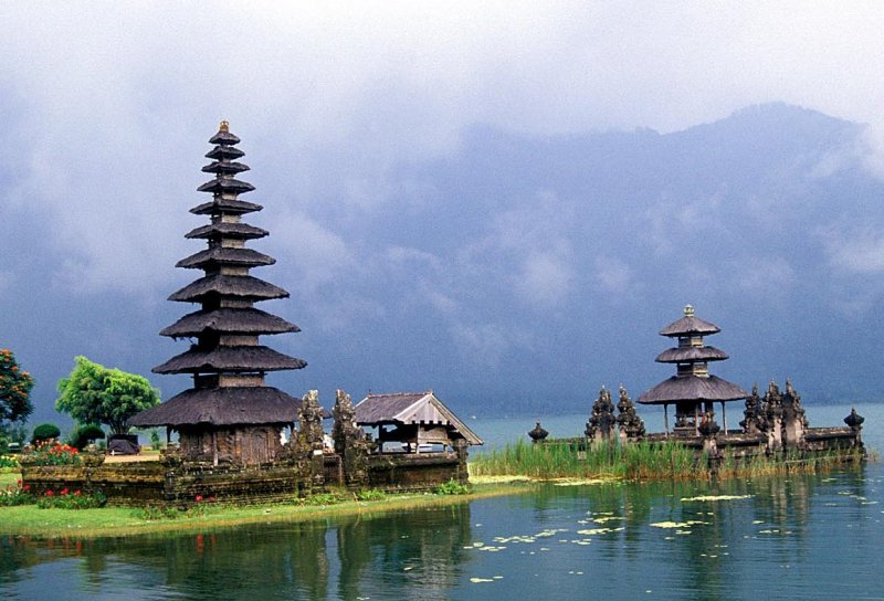 Бали (остров в малайском архипелаге) MJ