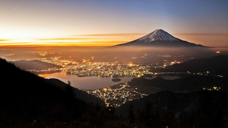 Гора Фудзи, остров Хонсю, Япония