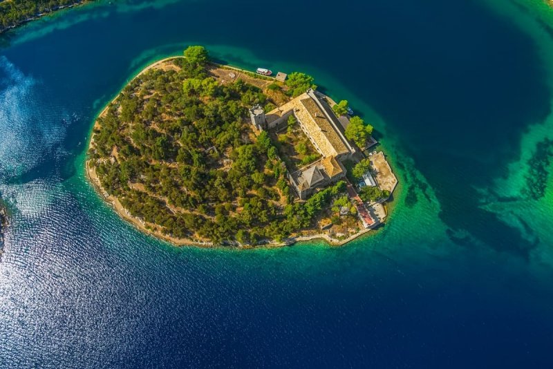 Kokomo private Island