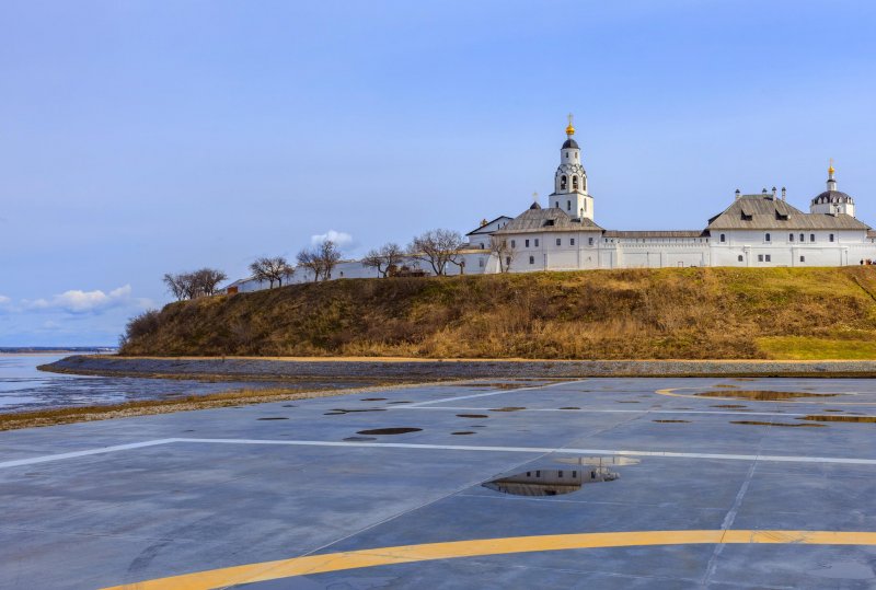 Иоанно-Предтеченский монастырь остров град Свияжск