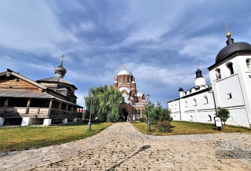 Иоанно-Предтеченский монастырь Свияжск