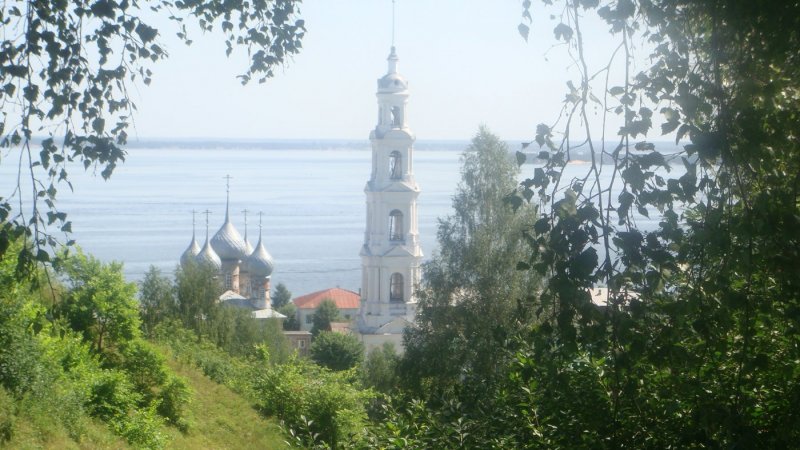 Горьковское водохранилище в Юрьевце Ивановской области