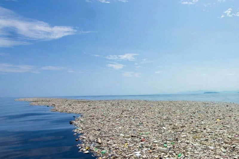 Остров мусора в тихом океане