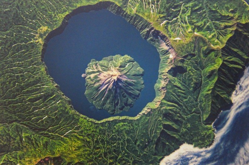Вулкан Креницына Сахалинская область