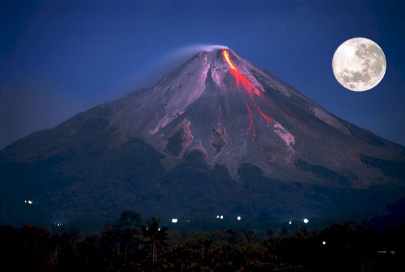 Вулкан Мерапи Индонезия