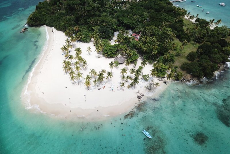 Остров бакарди в Доминикане