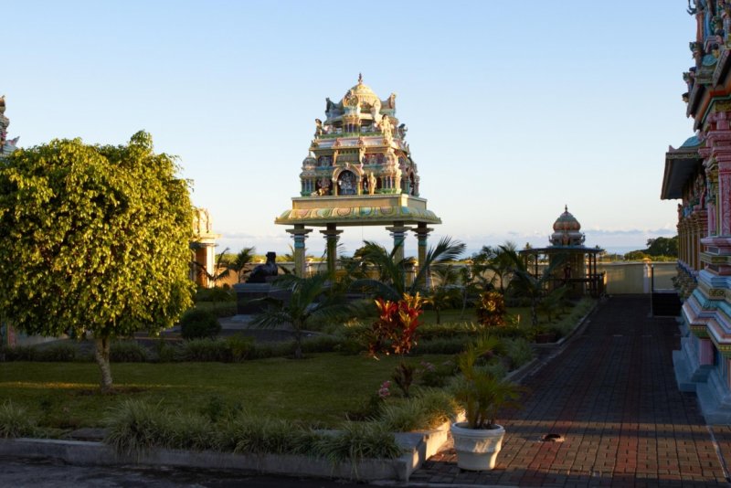 Маврикий храм каилассон