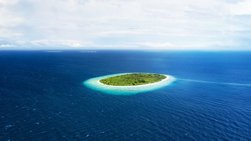 Атолл коралловый остров