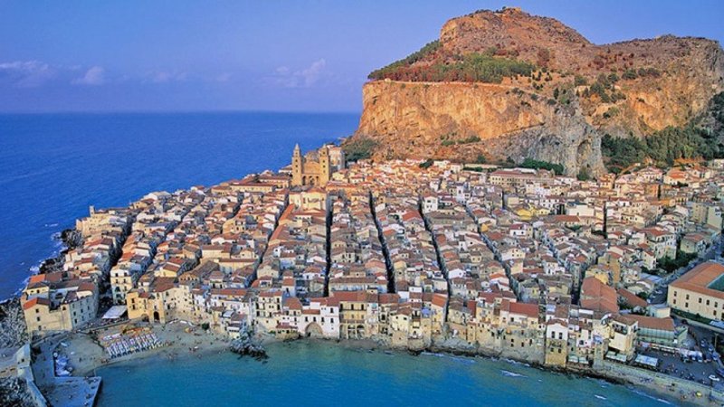 Остров Сицилия сверху