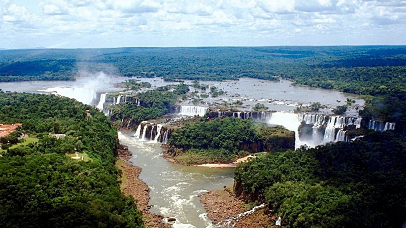 Риу-Гранди река в Бразилии