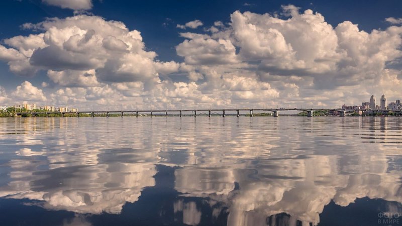 Река Днепр Украина