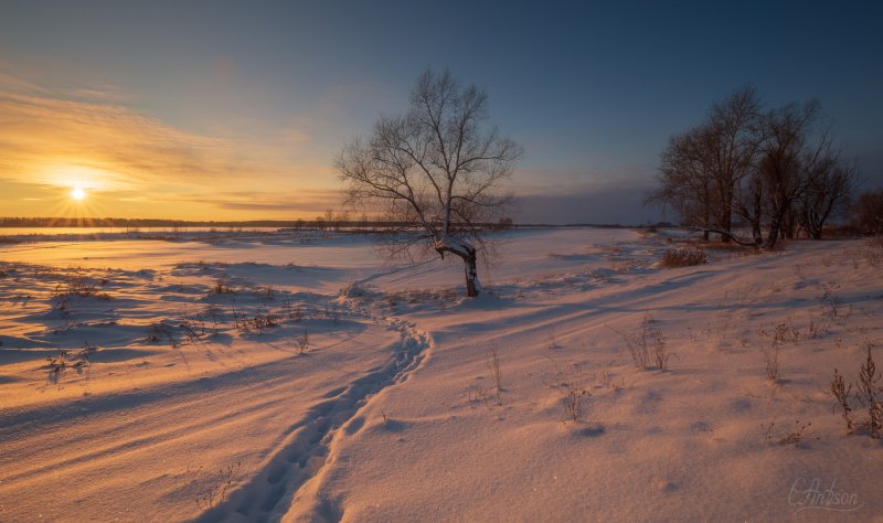 Река Волга зима