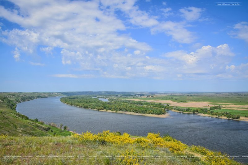 Река Волга Камышин