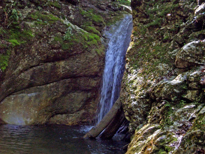 Ущелье водопада Учан-Су