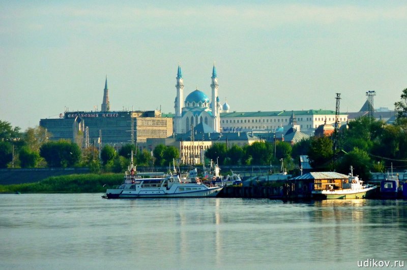 Набережная реки Волга Казань