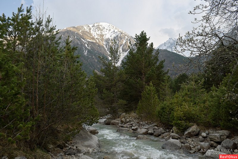 Горные реки Кавказа зимой