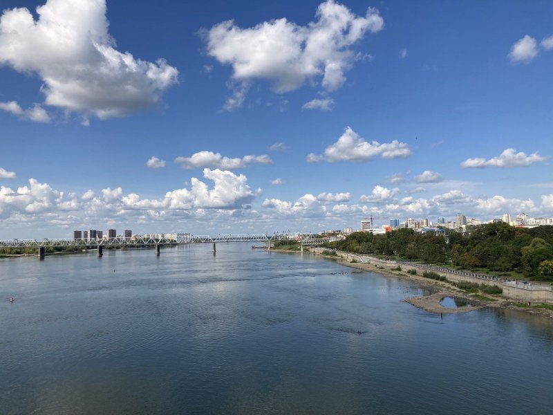Обь река Новосибирская